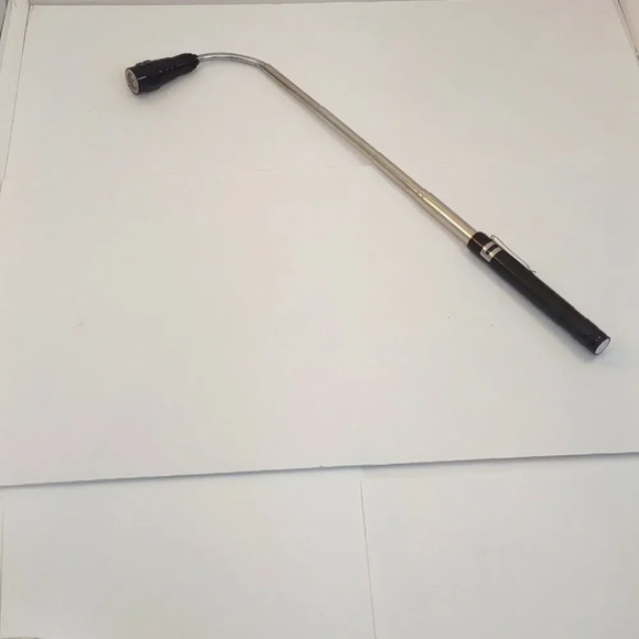 Flashlight Pickup Magnetic Tool NWOT - Picture 15 of 15